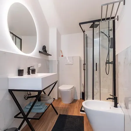 La Mansarda Del Principe, Vicoli, Acquario E Lanterna * Génova