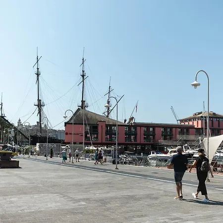La Mansarda Del Principe, Vicoli, Acquario E Lanterna * ג'נובה