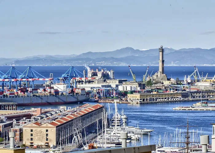 Apartmán La Mansarda Del Principe, Vicoli, Acquario E Lanterna Janov