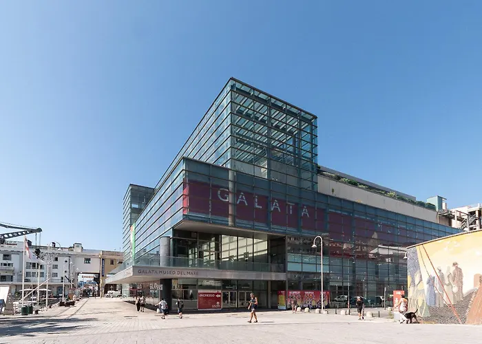 La Mansarda Del Principe, Vicoli, Acquario E Lanterna * Janov