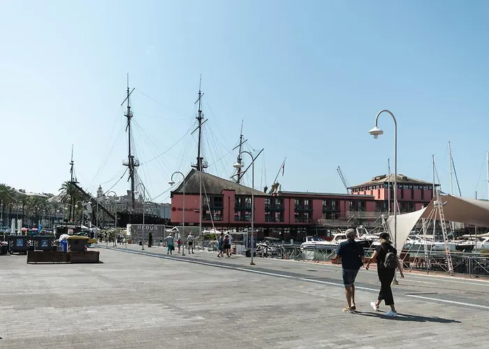 La Mansarda Del Principe, Vicoli, Acquario E Lanterna * Genova