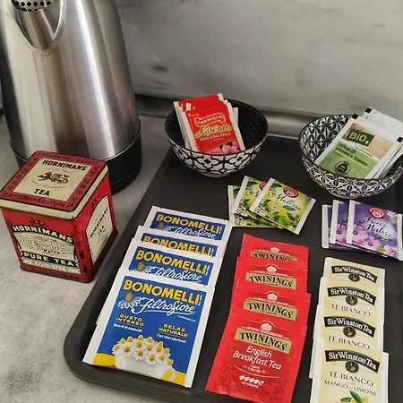 La Mansarda Del Principe, Vicoli, Acquario E Lanterna Genua