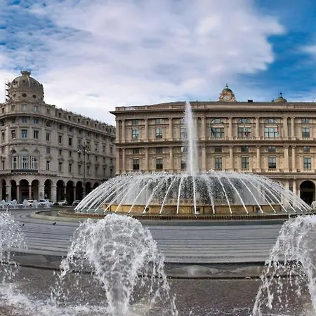 La Mansarda Del Principe, Vicoli, Acquario E Lanterna * Genua