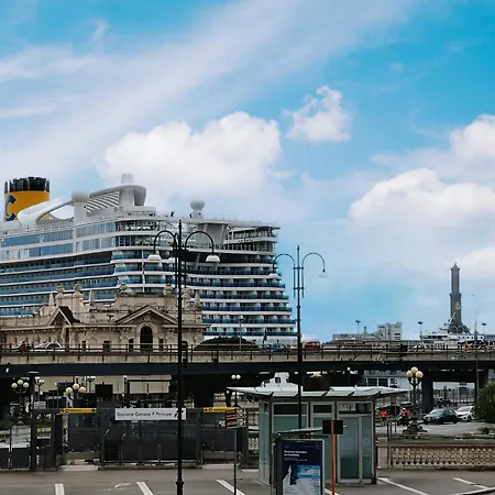 Lägenhet La Mansarda Del Principe, Vicoli, Acquario E Lanterna