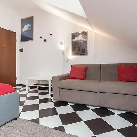 La Mansarda Del Principe, Vicoli, Acquario E Lanterna *