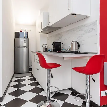 La Mansarda Del Principe, Vicoli, Acquario E Lanterna * Genua